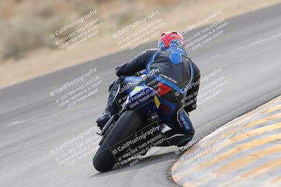 media/Dec-17-2022-SoCal Trackdays (Sat) [[224abd9271]]/Turn 10 Backside (120pm)/